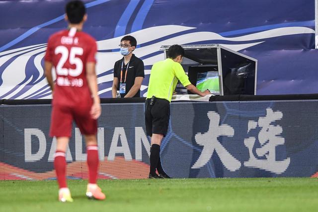 英超-恩内瓦里破门萨利巴送点 阿森纳1-1布莱顿